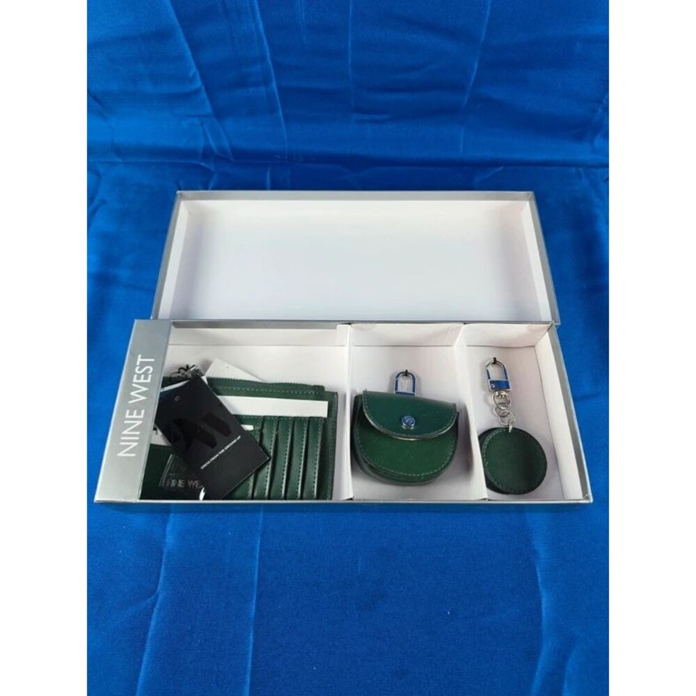 Nine West Accessories Gift Set